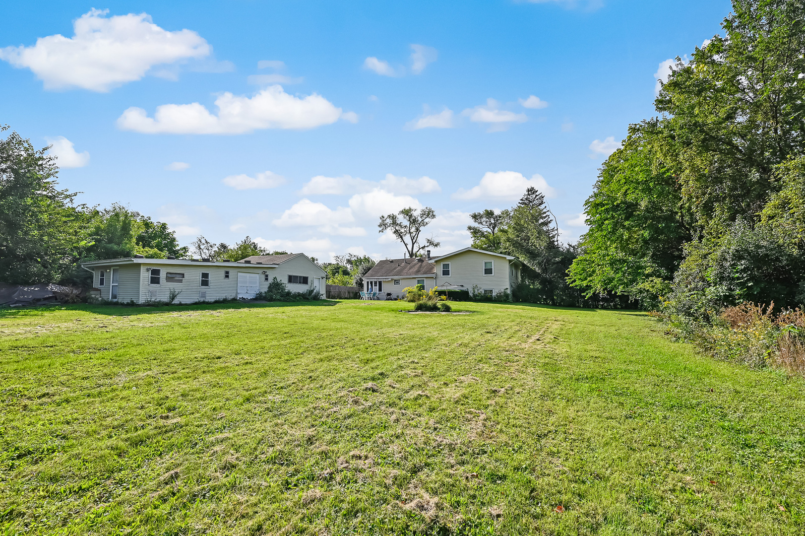 300 60th Street, Downers Grove, IL 60516