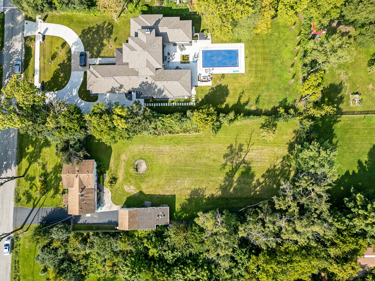 300 60th Street, Downers Grove, IL 60516