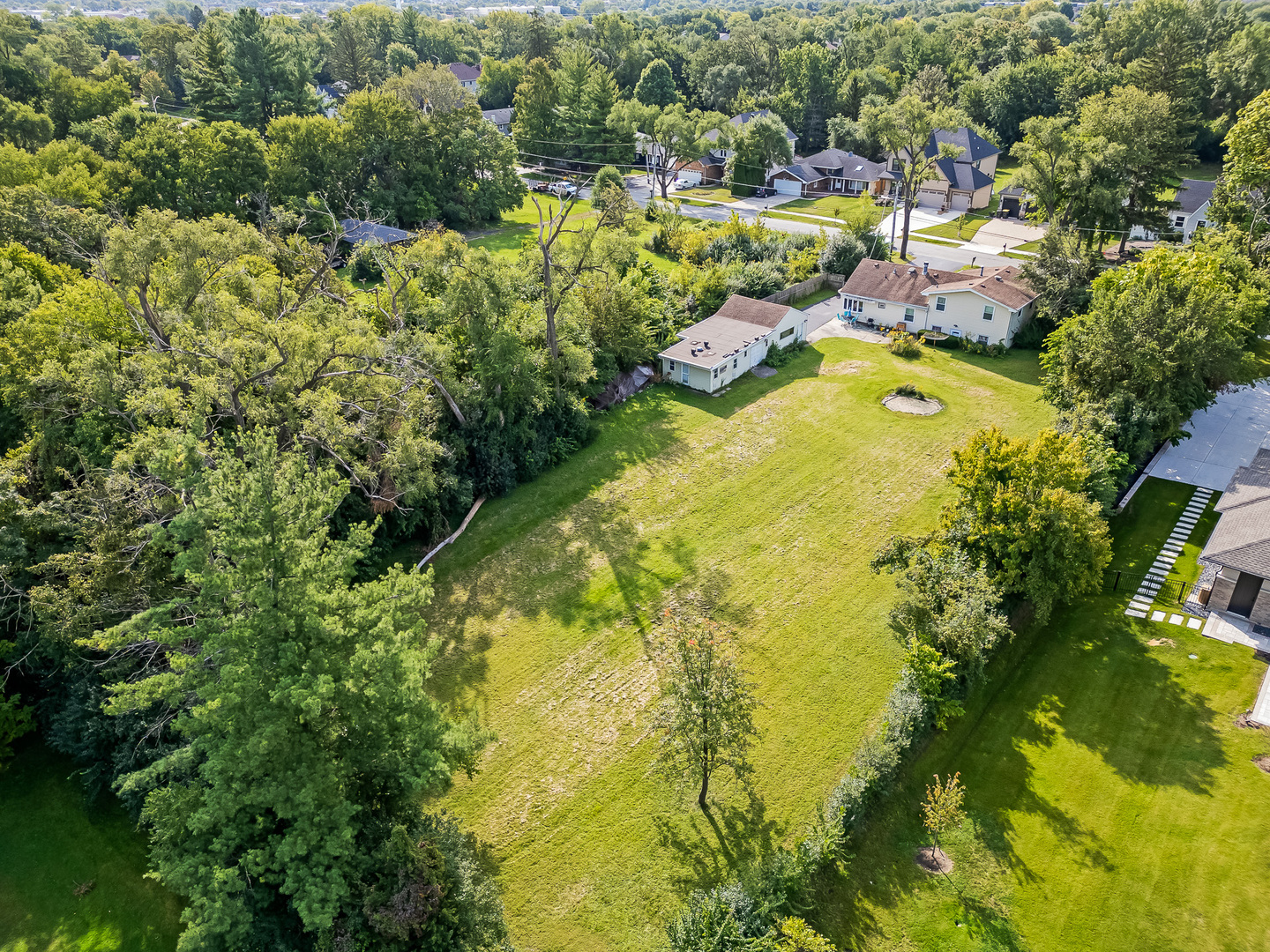 300 60th Street, Downers Grove, IL 60516