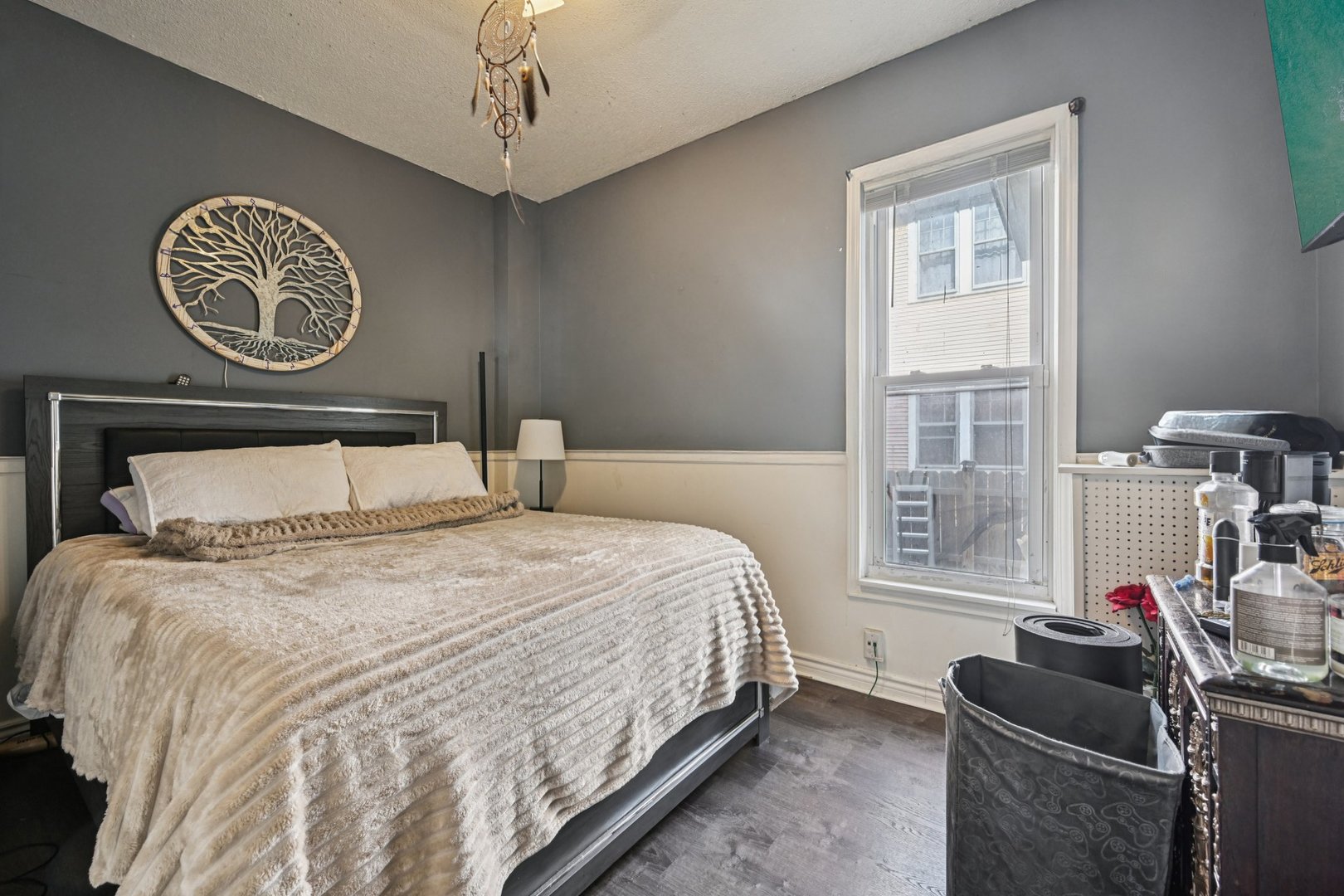 215 S Park Avenue, Waukegan, IL 60085