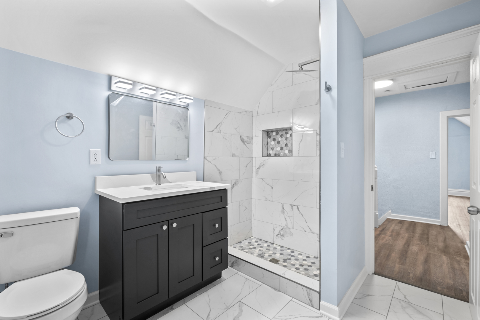 1722 Charles Street, Rockford, IL 61104