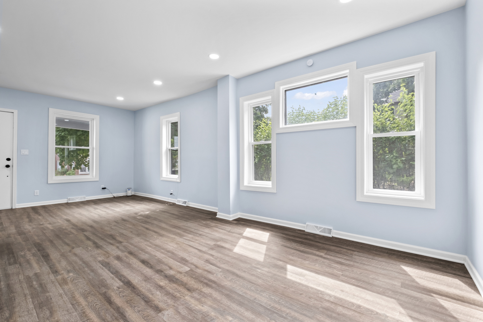 1722 Charles Street, Rockford, IL 61104