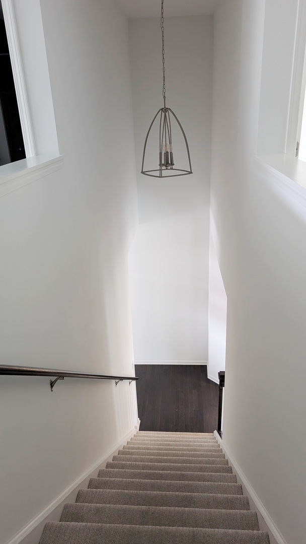 3S484 Lambe Lane, Warrenville, IL 60563