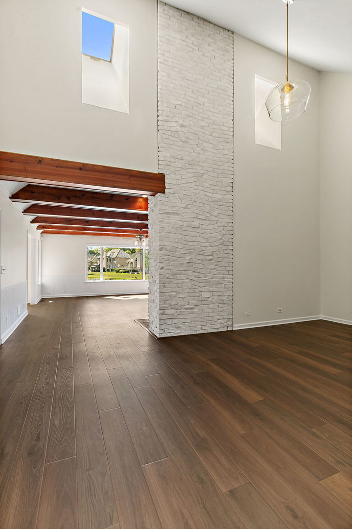 1548 Wood Creek Trail, Bartlett, IL 60103