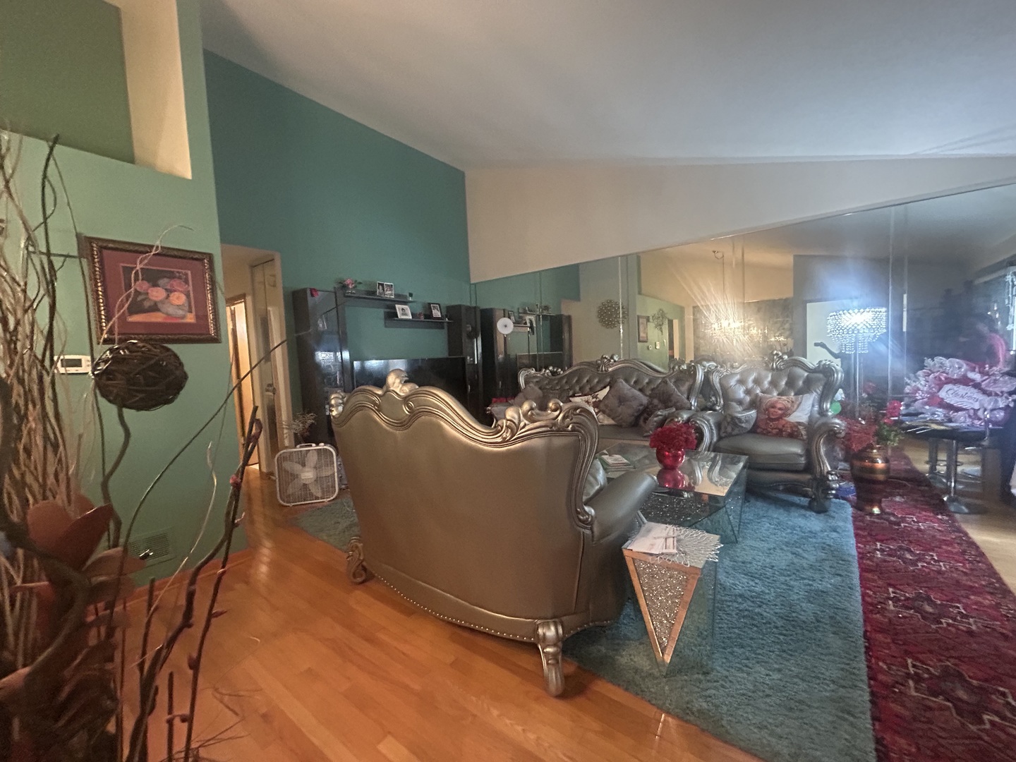 532 E Devon Avenue, Roselle, IL 60172