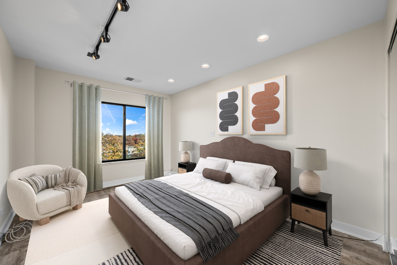 190 S Wood Dale Road #704, Wood Dale, IL 60191