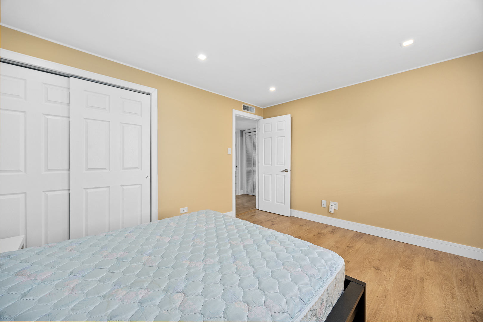 11126 S 84th Avenue #11126, Palos Hills, IL 60465