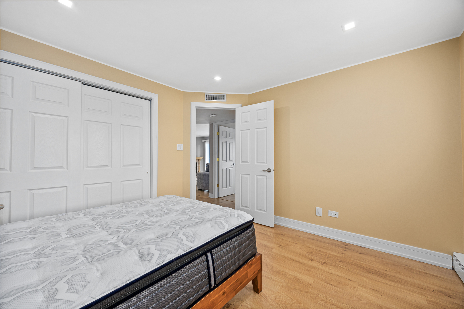 11126 S 84th Avenue #11126, Palos Hills, IL 60465