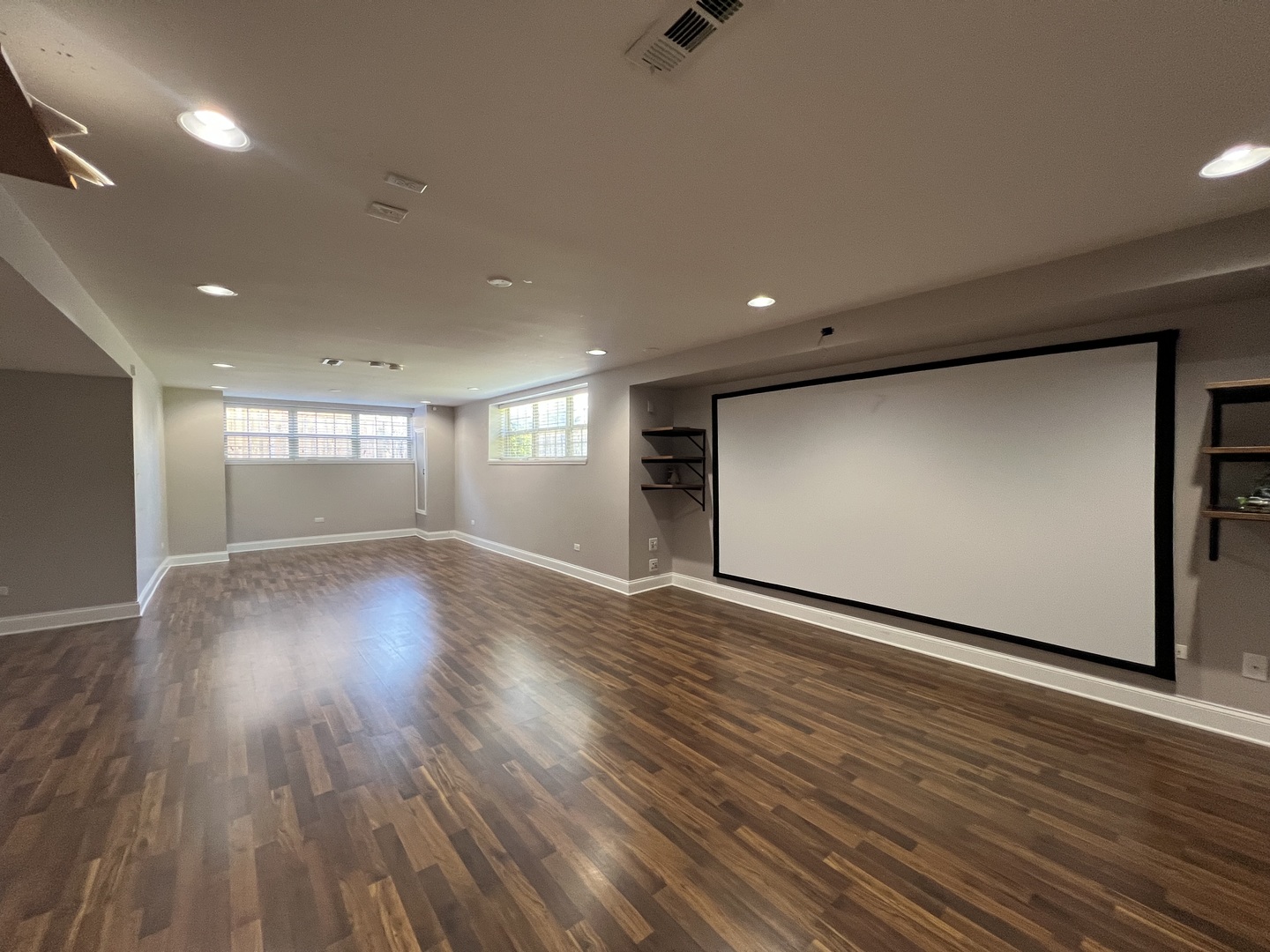 2297 Roaring Creek Drive, Aurora, IL 60503