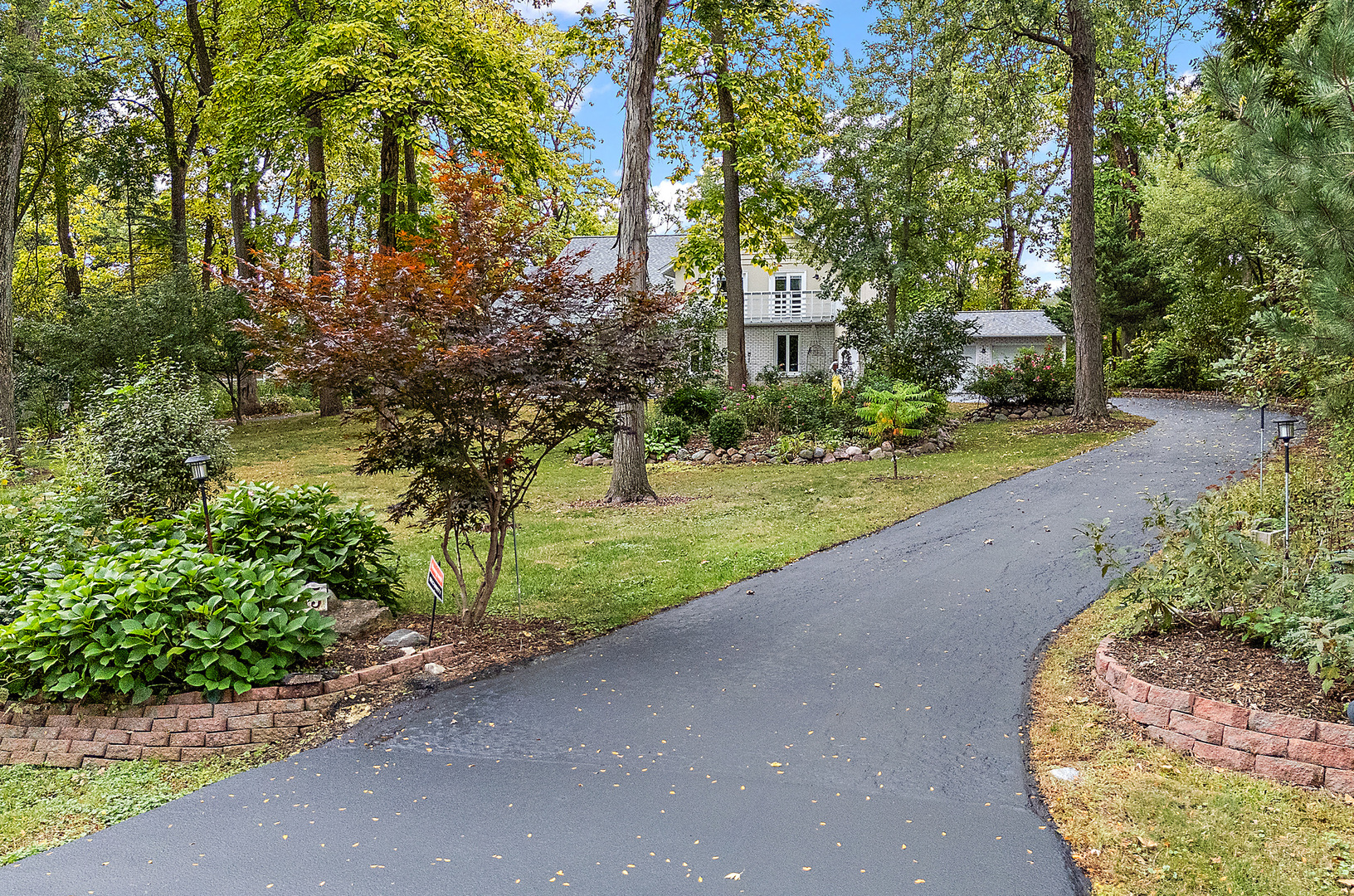 1935 Green Trails Drive, Lisle, IL 60532