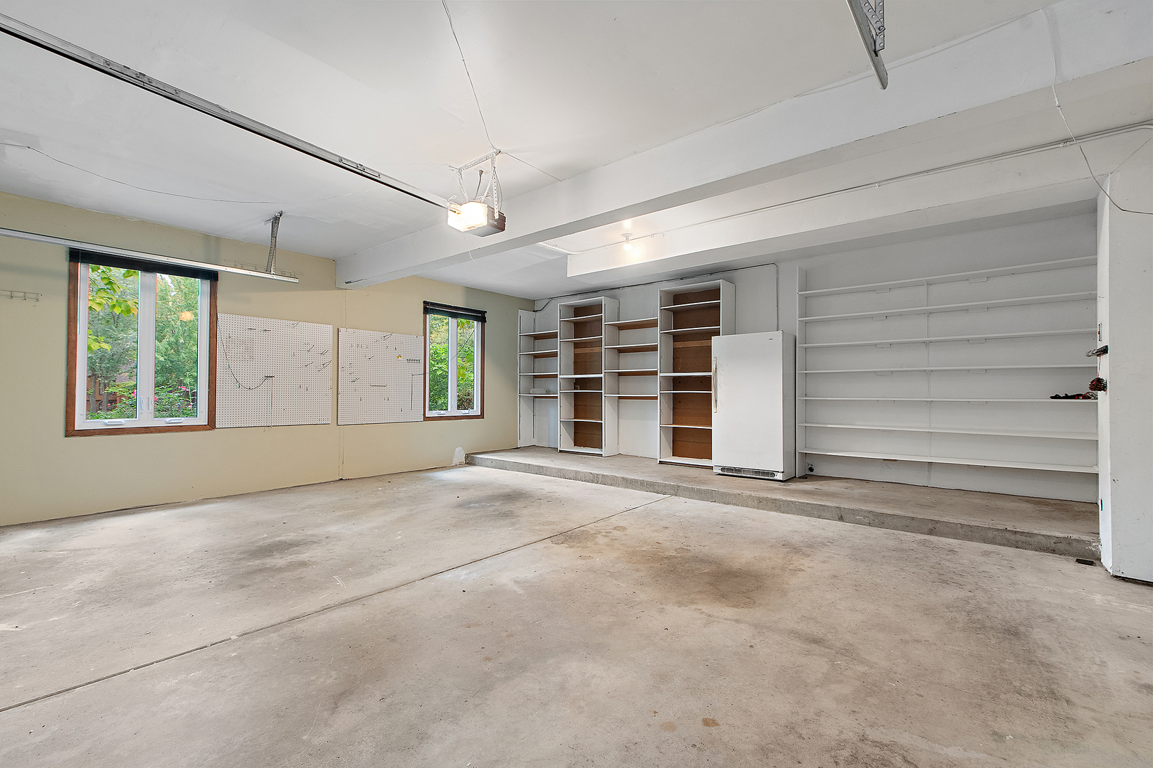 1935 Green Trails Drive, Lisle, IL 60532