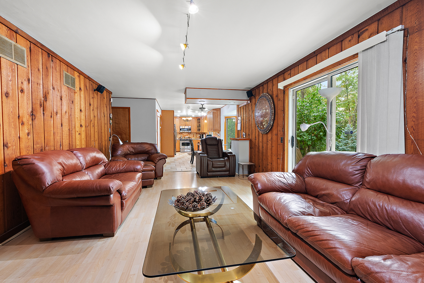 1935 Green Trails Drive, Lisle, IL 60532