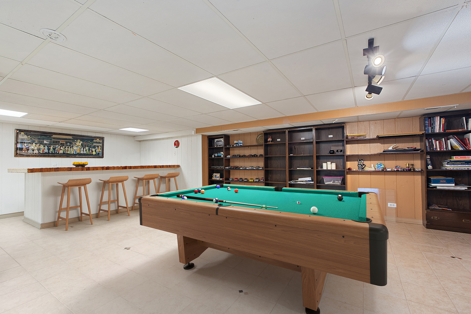 1935 Green Trails Drive, Lisle, IL 60532