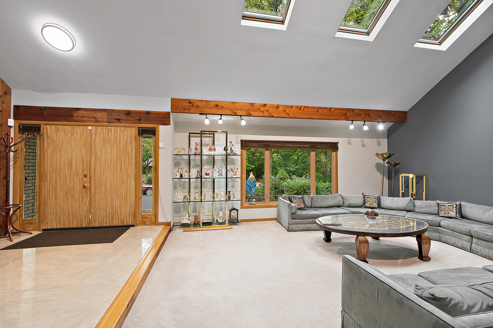 1935 Green Trails Drive, Lisle, IL 60532