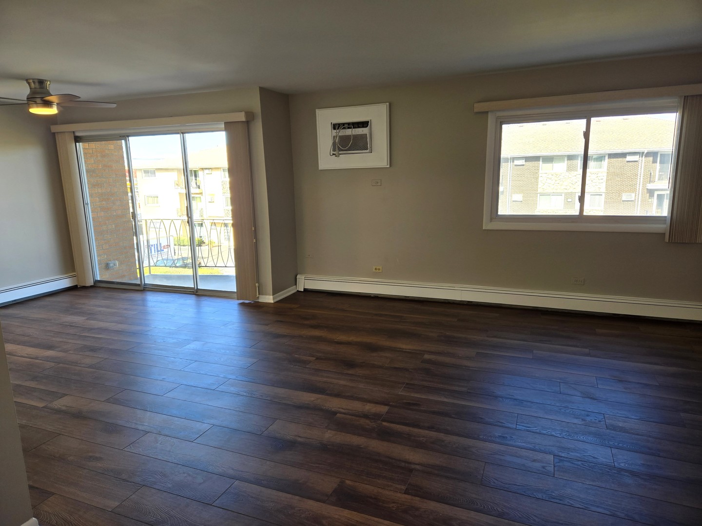 4712 W 107th Street #3D, Oak Lawn, IL 60453