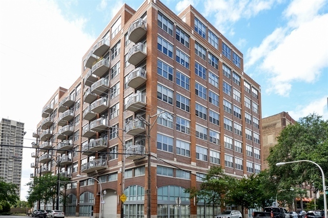 933 W Van Buren Street #404, Chicago, IL 60607