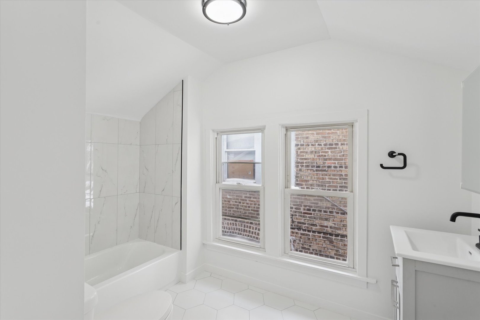 8952 S Aberdeen Street, Chicago, IL 60620