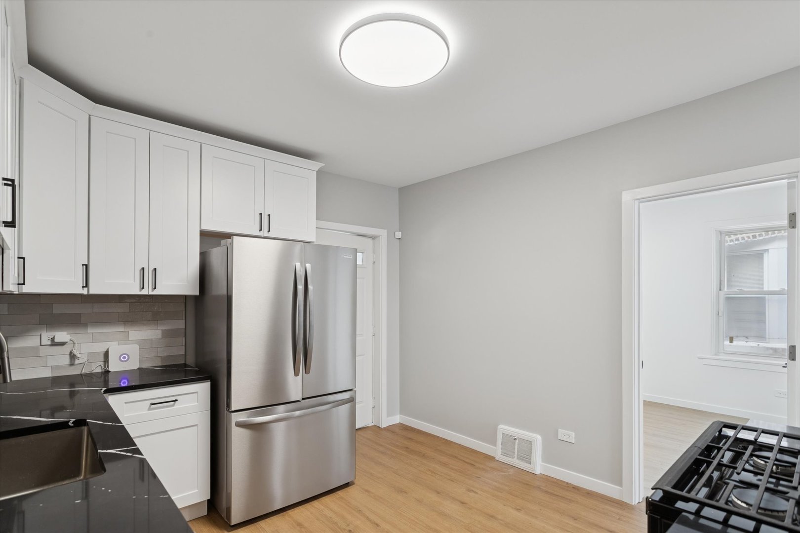 8952 S Aberdeen Street, Chicago, IL 60620