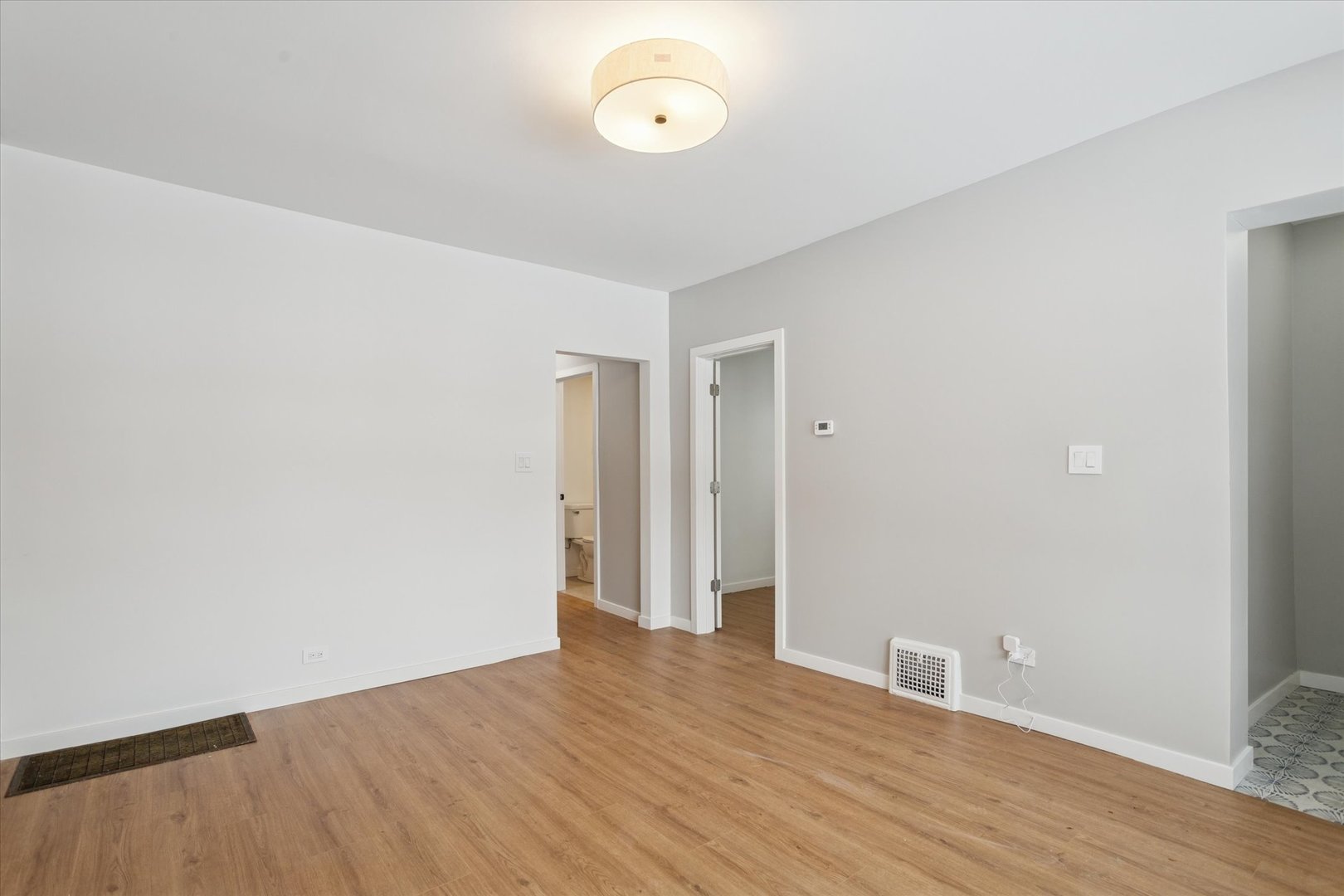 8952 S Aberdeen Street, Chicago, IL 60620