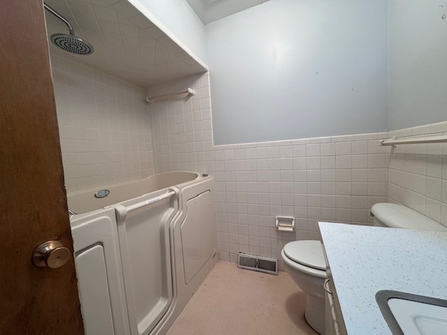 9538 N 1250 East Road, Shirley, IL 61772