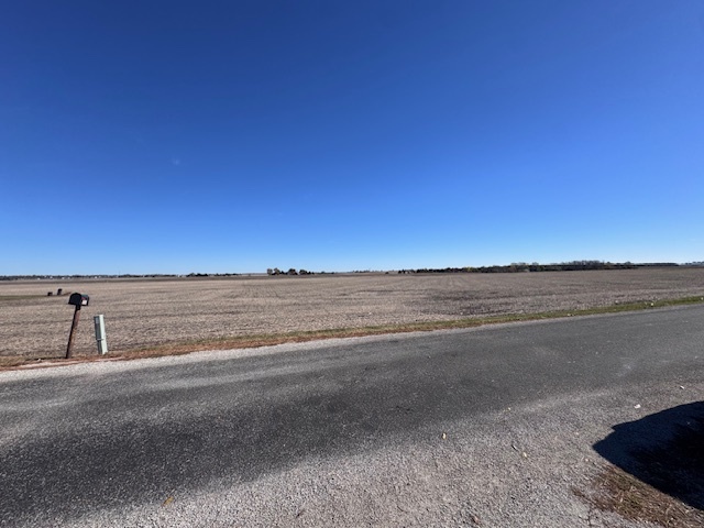 9538 N 1250 East Road, Shirley, IL 61772