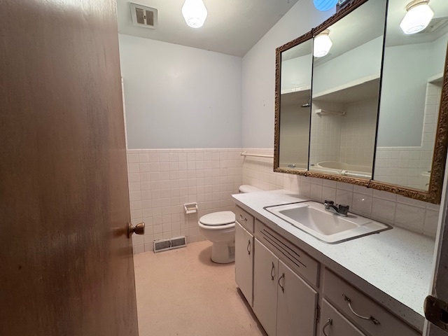 9538 N 1250 East Road, Shirley, IL 61772