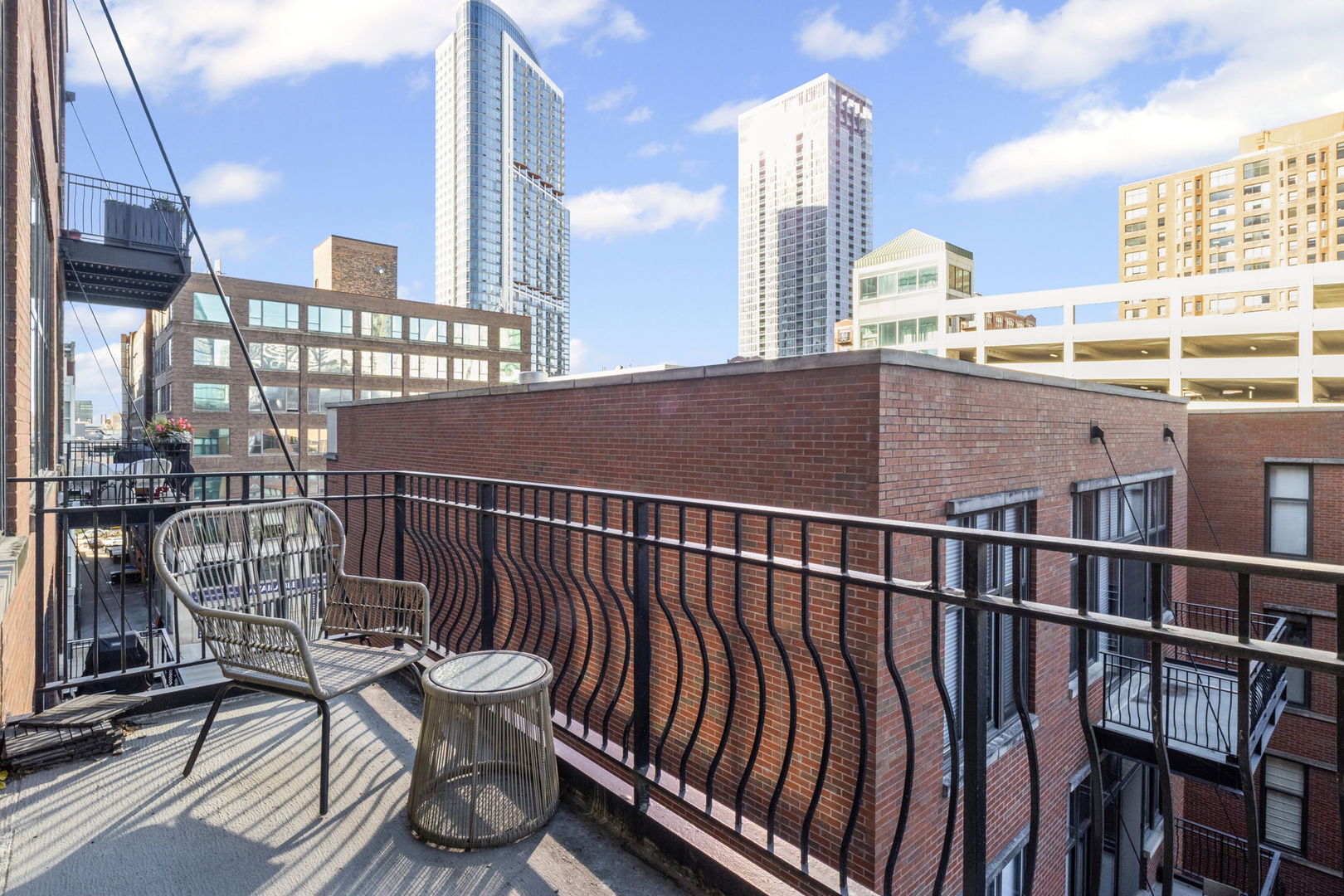333 W Hubbard Street #502, Chicago, IL 60654