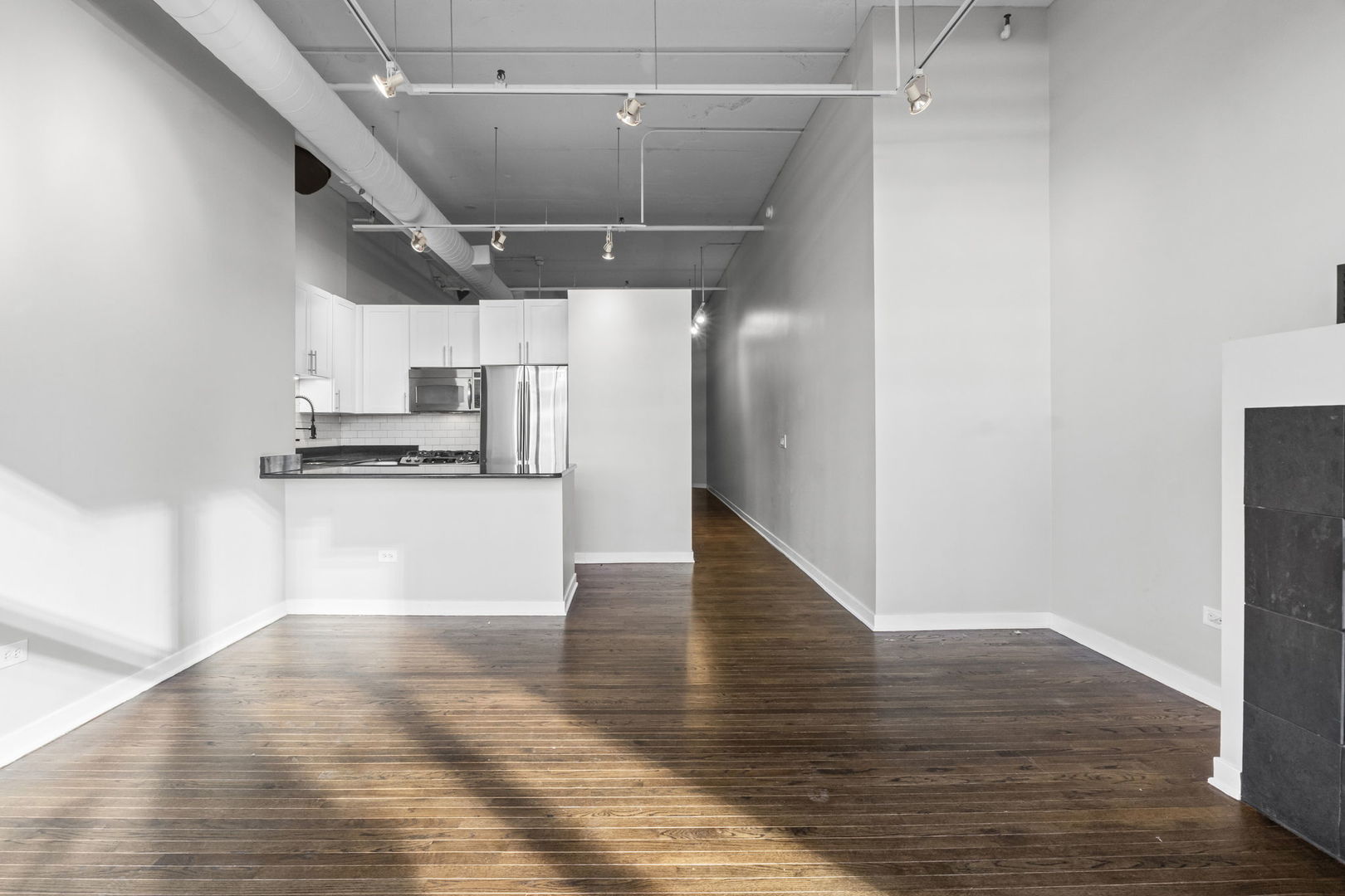 333 W Hubbard Street #502, Chicago, IL 60654