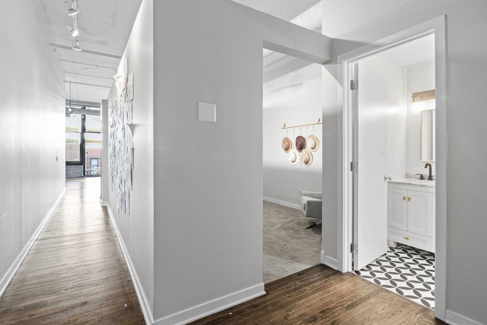 333 W Hubbard Street #502, Chicago, IL 60654