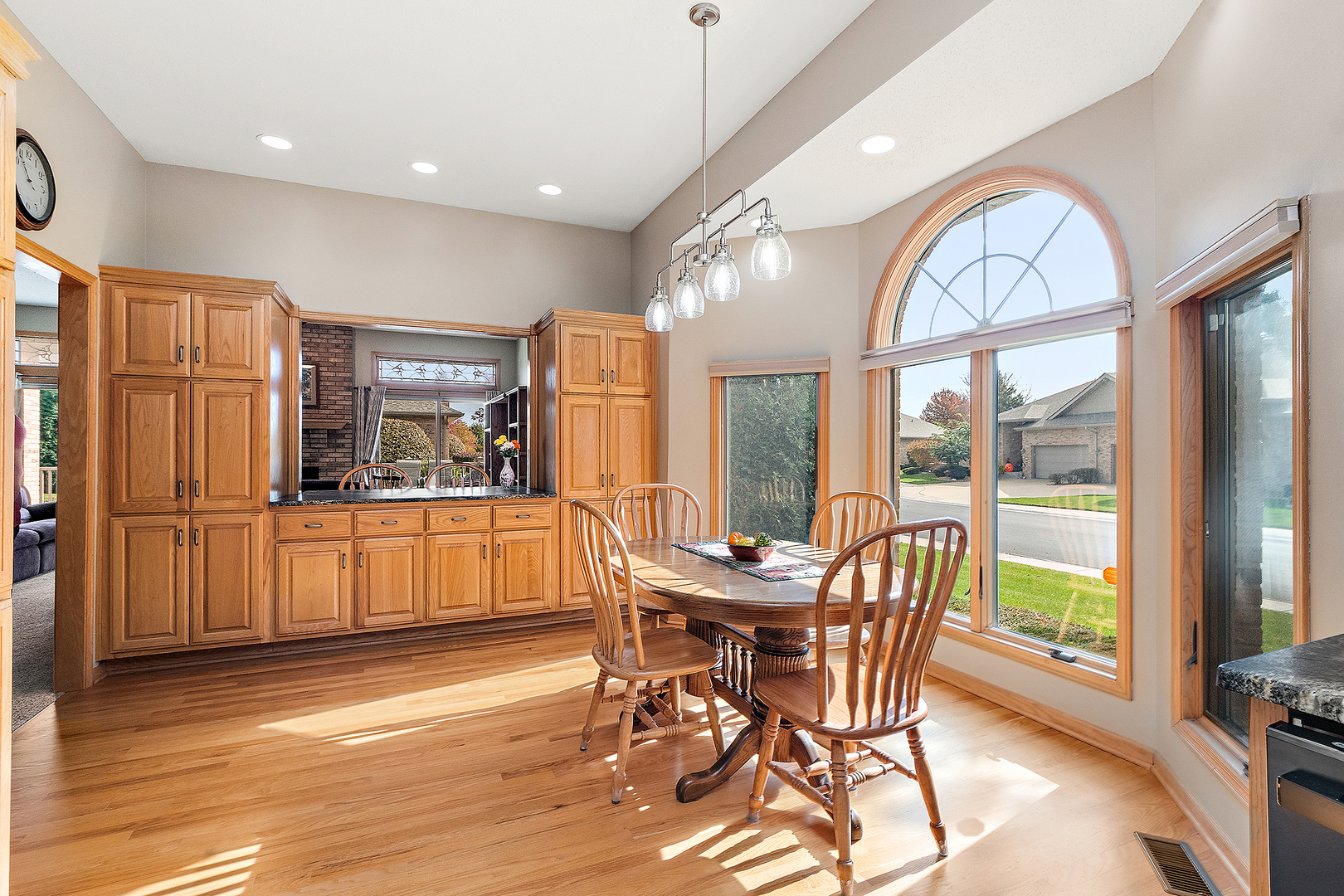 21173 Raintree Court, Frankfort, IL 60423