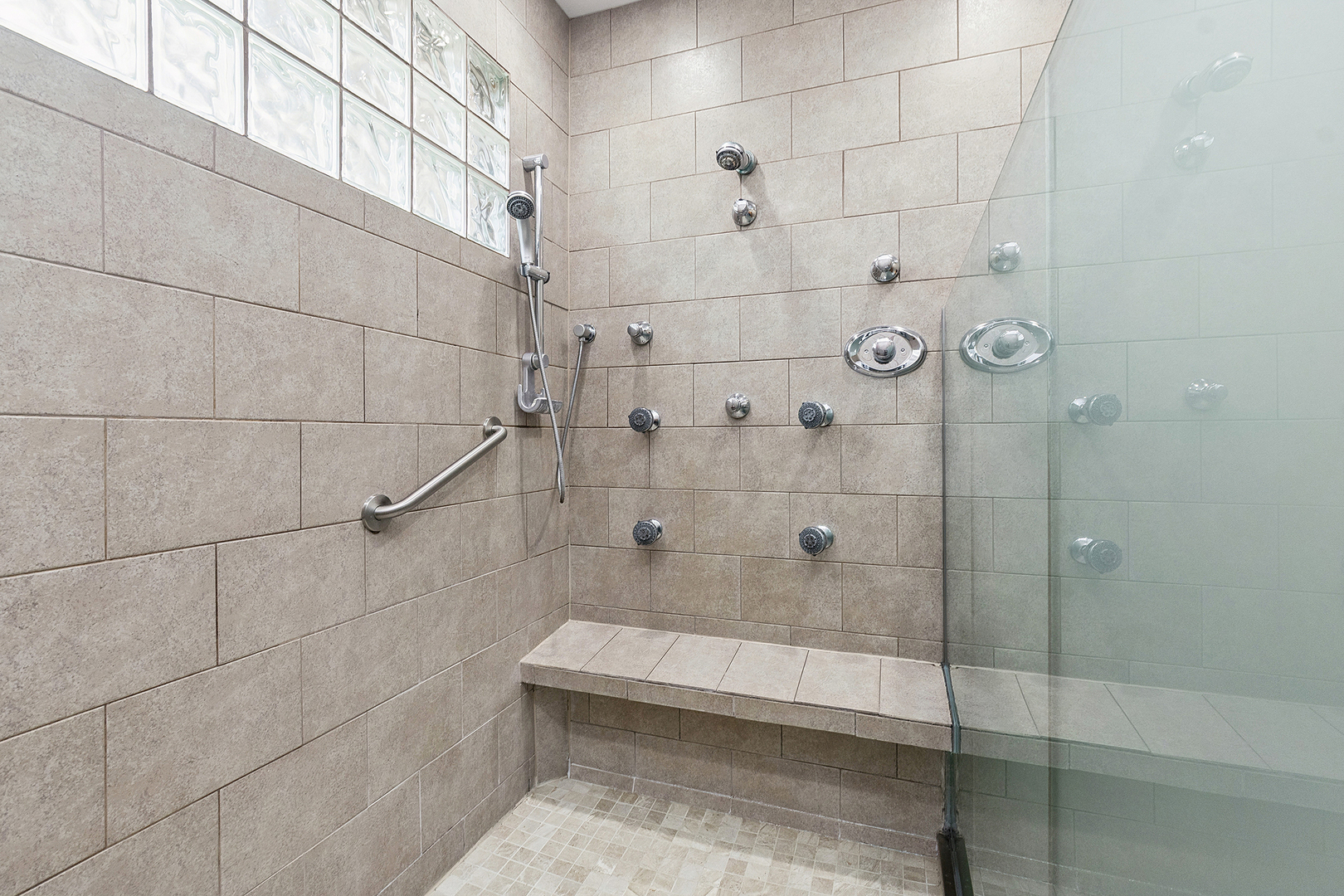 21173 Raintree Court, Frankfort, IL 60423