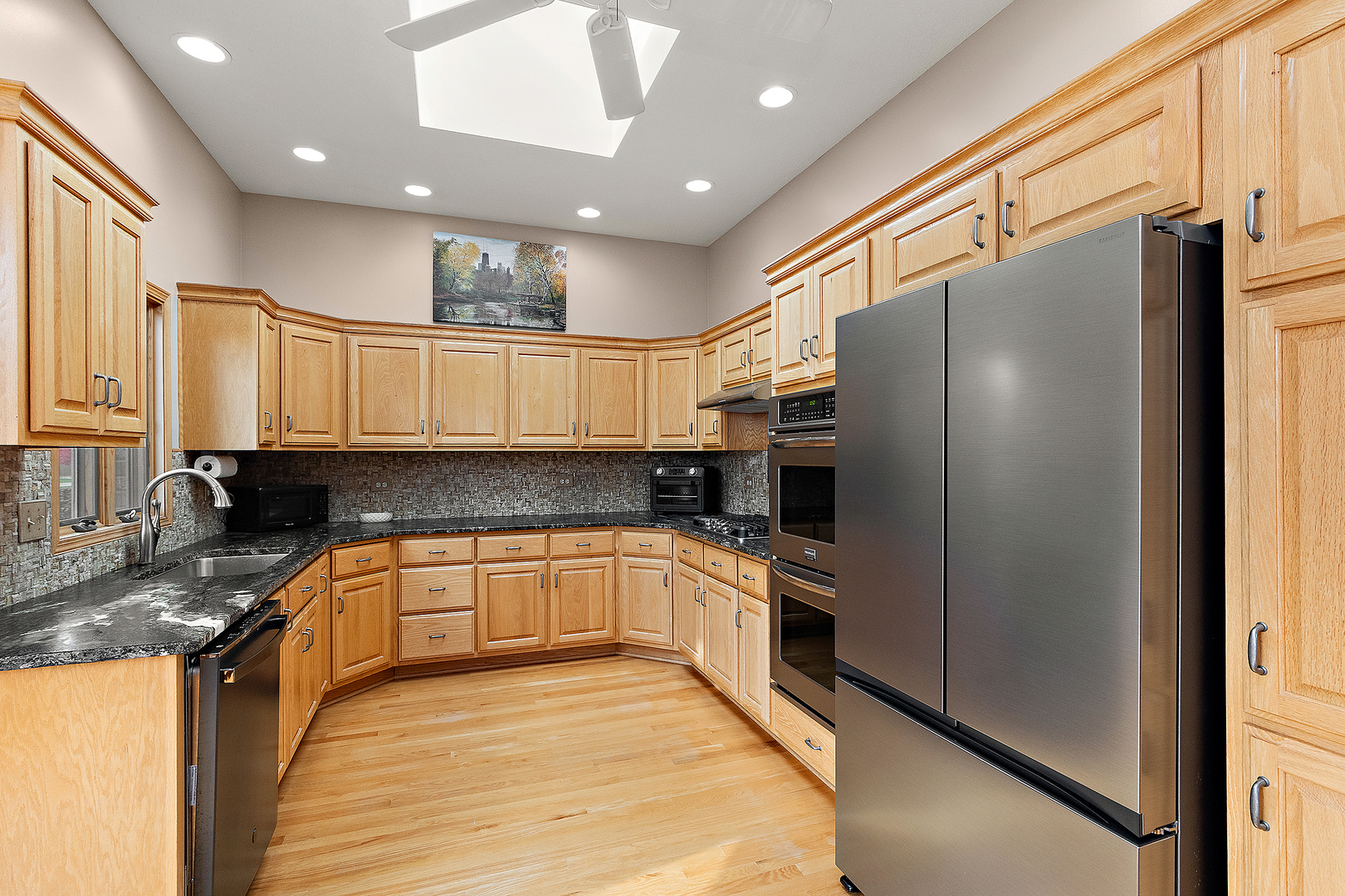 21173 Raintree Court, Frankfort, IL 60423