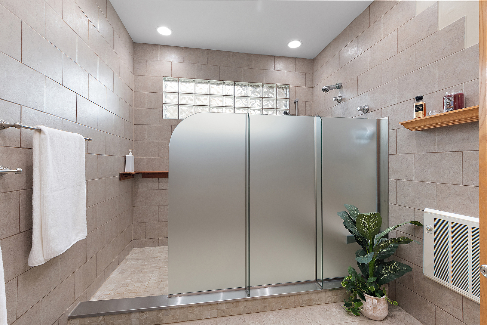 21173 Raintree Court, Frankfort, IL 60423