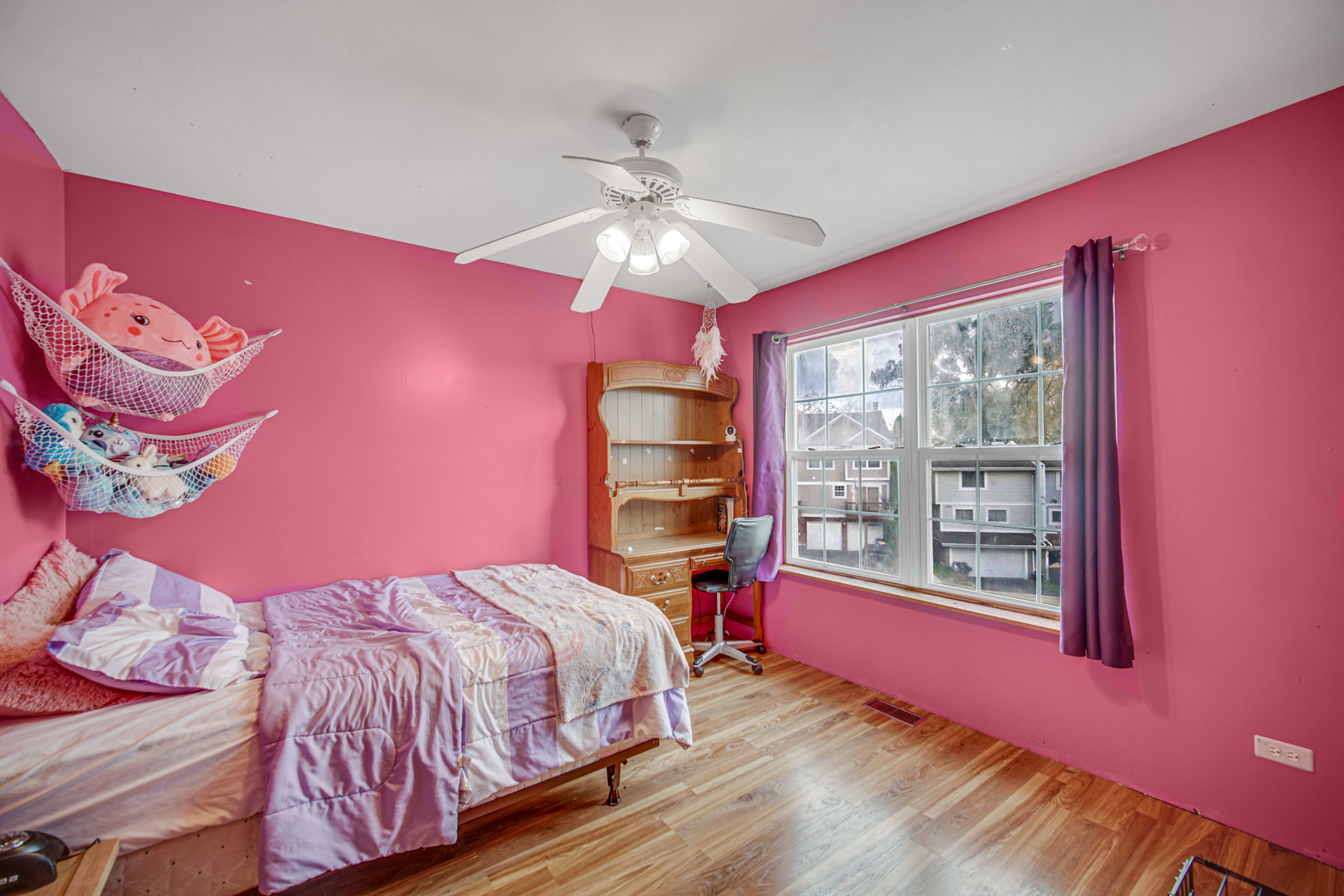 763 Highview Court, Antioch, IL 60002