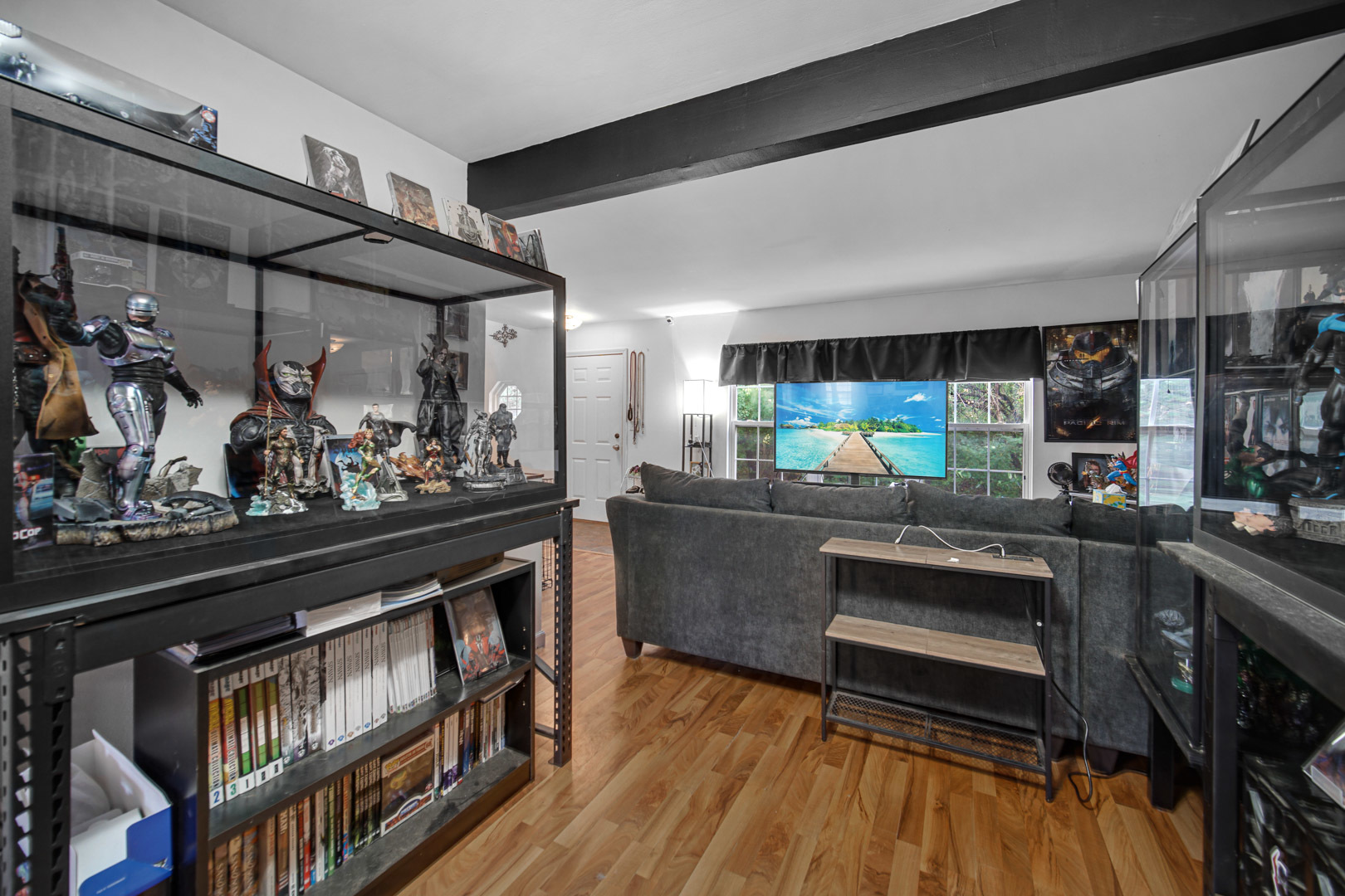 763 Highview Court, Antioch, IL 60002