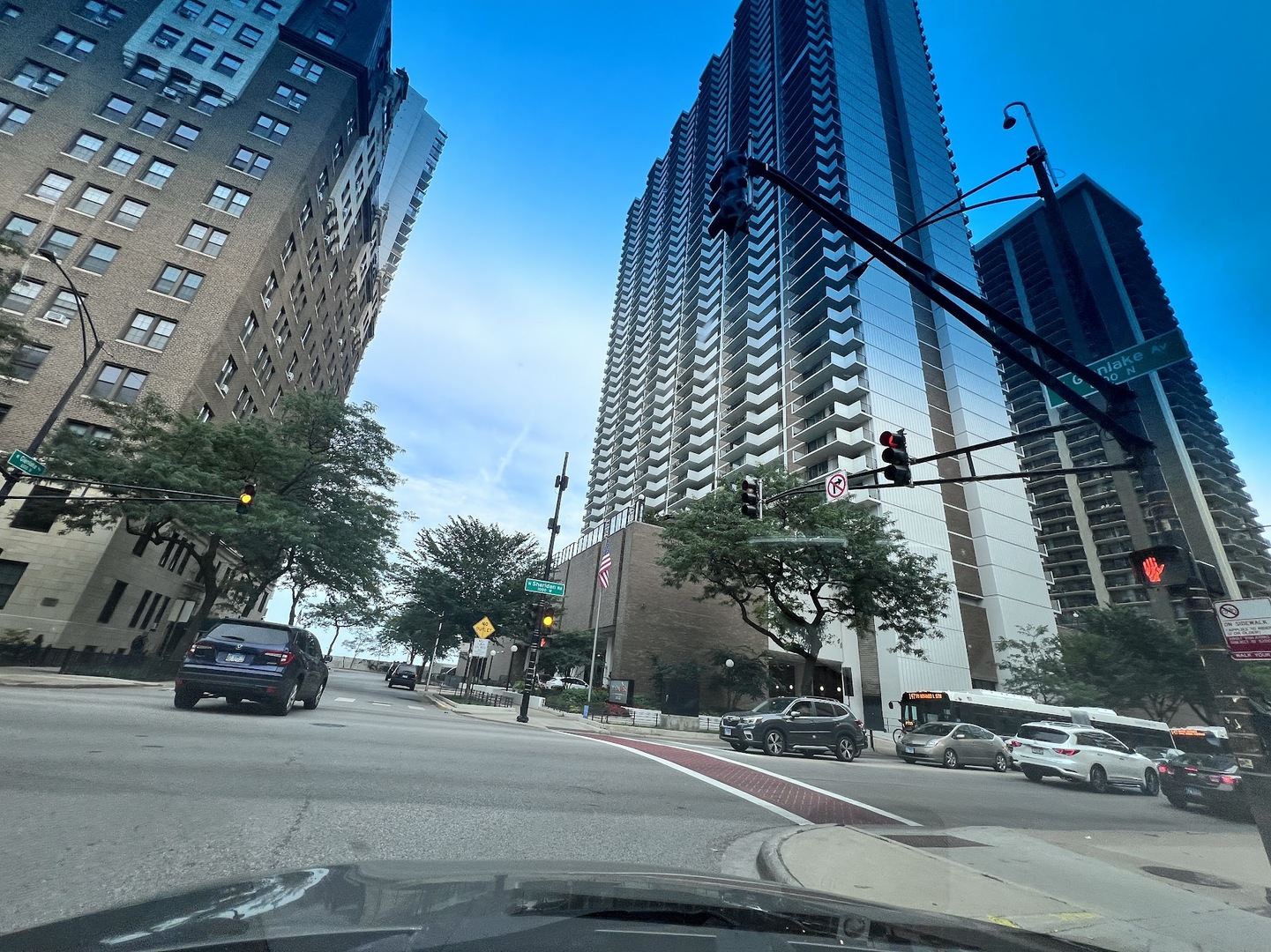 6033 N Sheridan Road #8G, Chicago, IL 60660