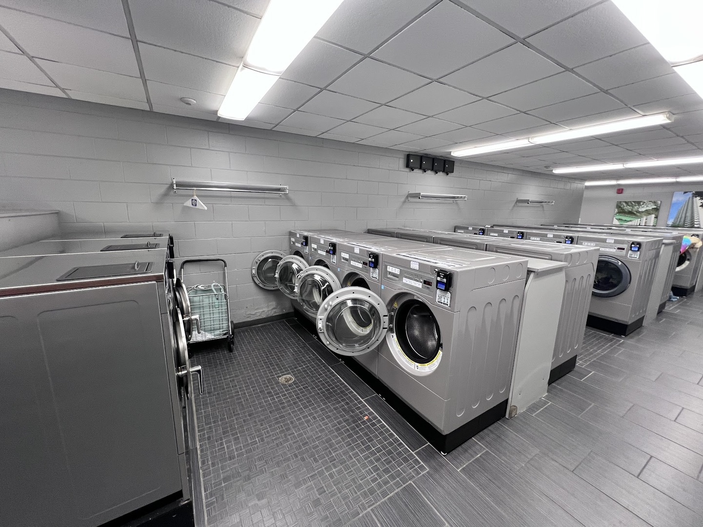 6033 N Sheridan Road #8G, Chicago, IL 60660