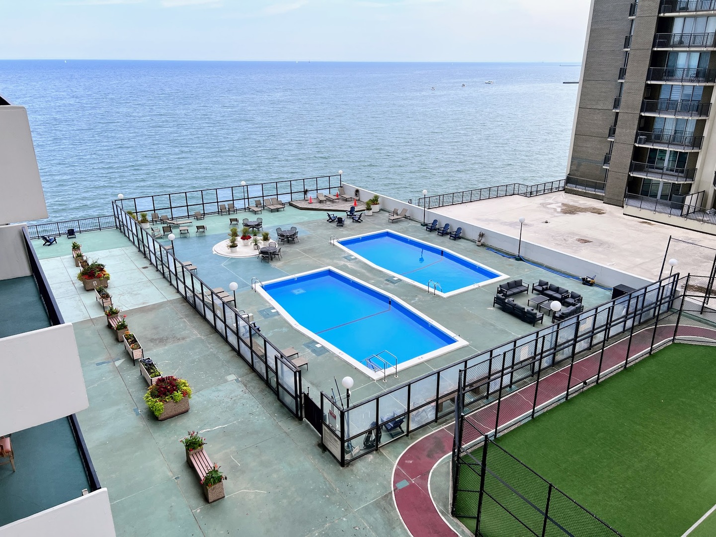 6033 N Sheridan Road #8G, Chicago, IL 60660