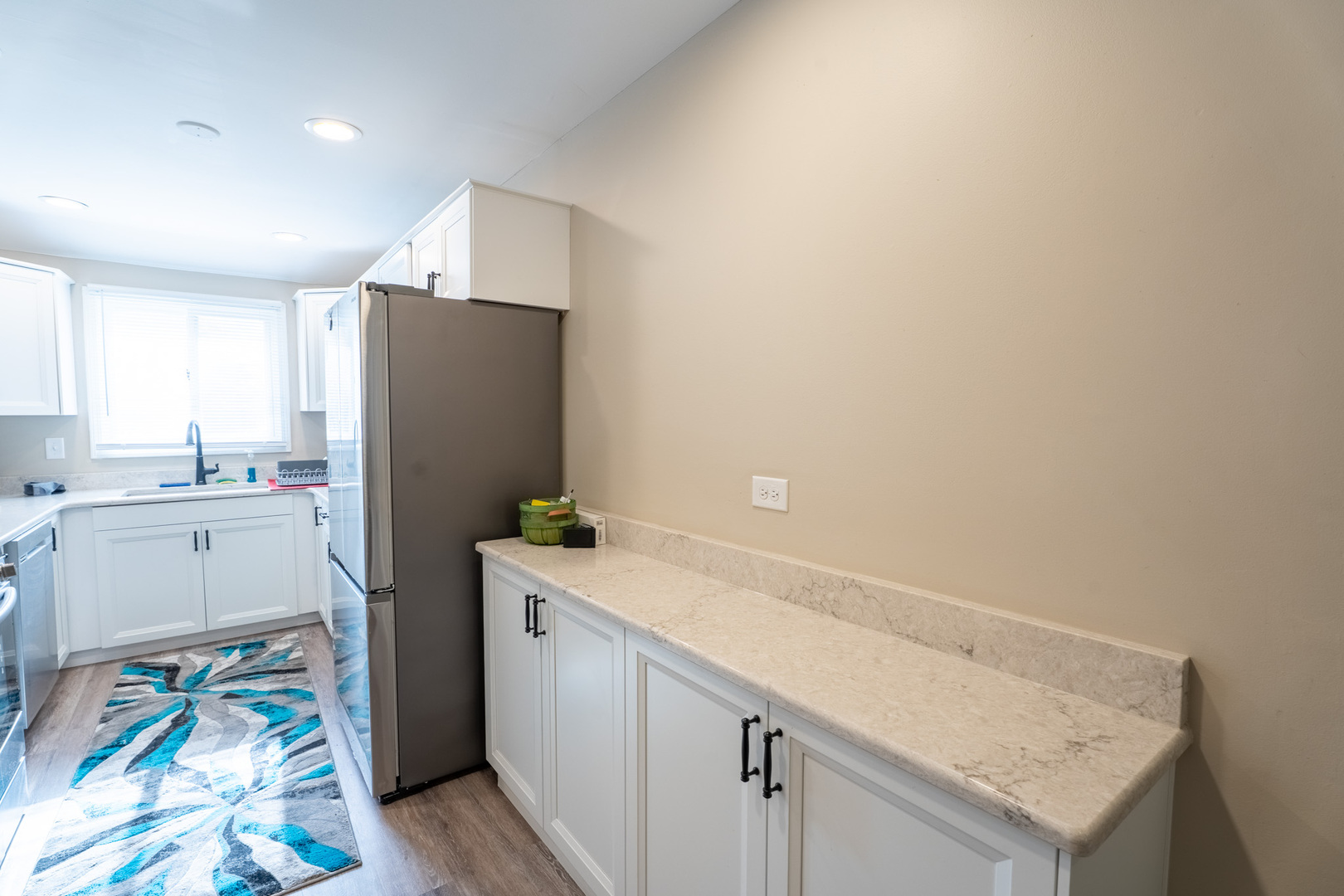 774 Terrace Court #T, Elgin, IL 60120