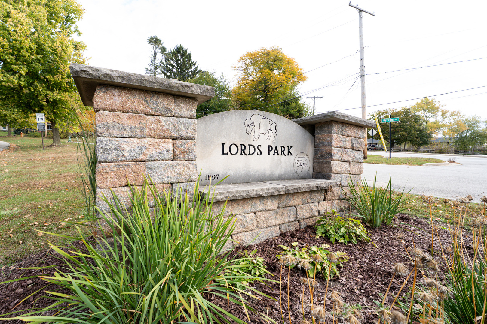 774 Terrace Court #T, Elgin, IL 60120