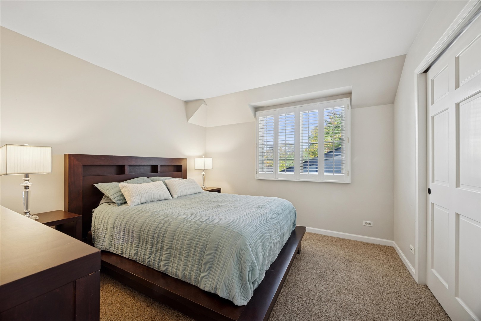 245 Meadowbrook Lane, Hinsdale, IL 60521