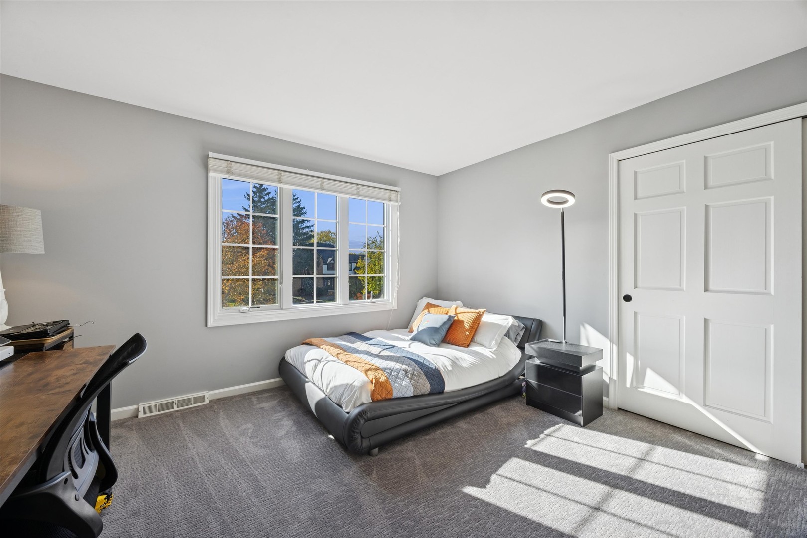 245 Meadowbrook Lane, Hinsdale, IL 60521