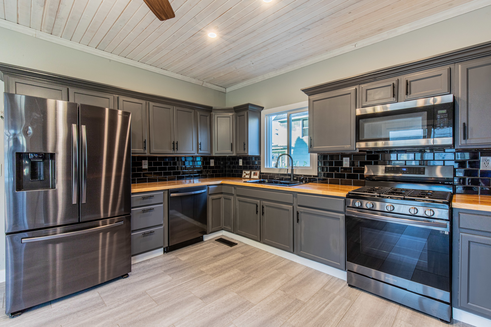 15 S Vernon Street, Princeton, IL 61356