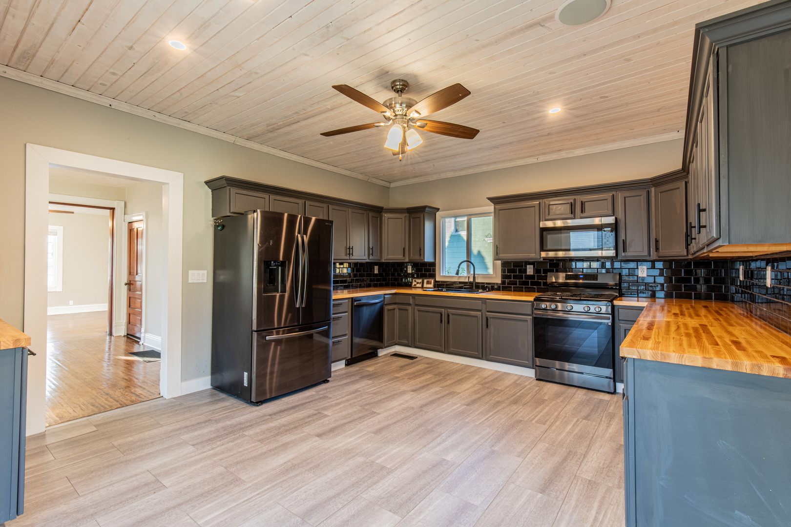 15 S Vernon Street, Princeton, IL 61356