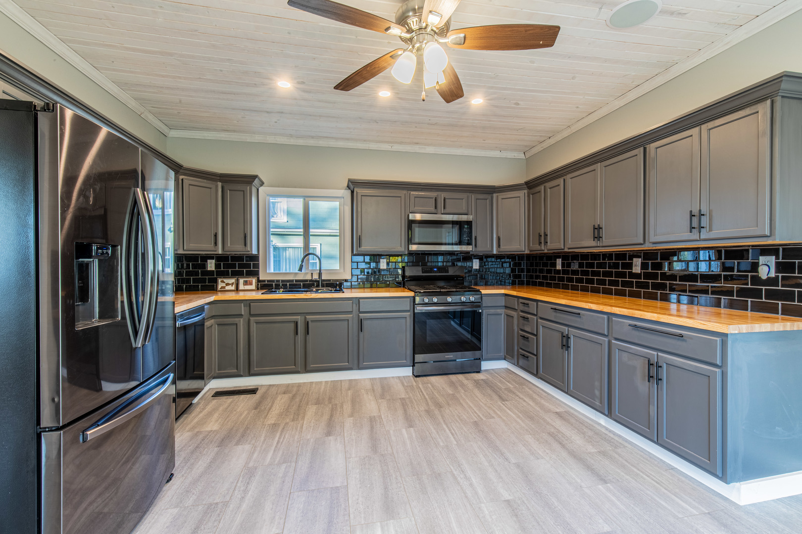 15 S Vernon Street, Princeton, IL 61356