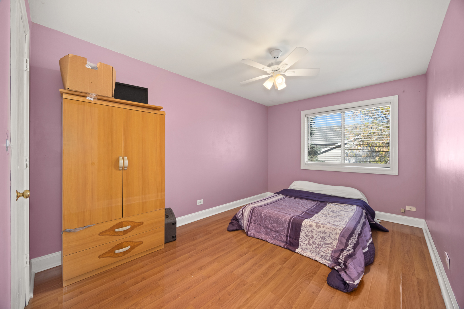 1256 Concord Drive, Elgin, IL 60120