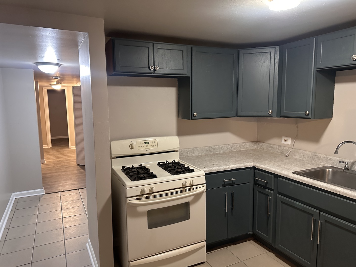 1842 S Drake Avenue, Chicago, IL 60623