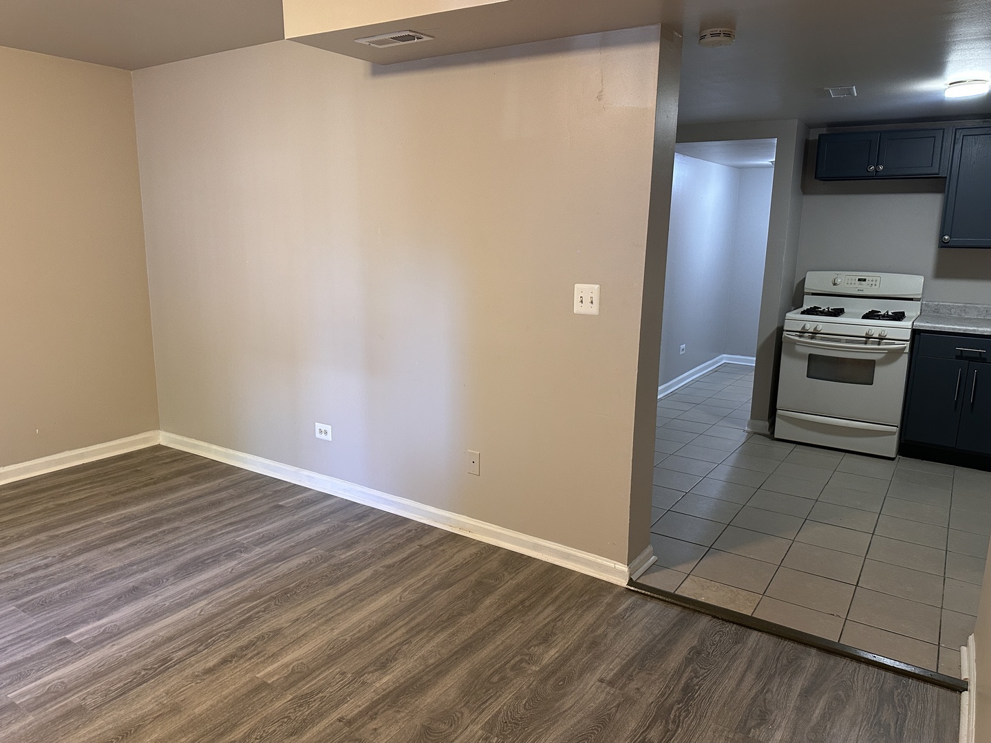 1842 S Drake Avenue, Chicago, IL 60623