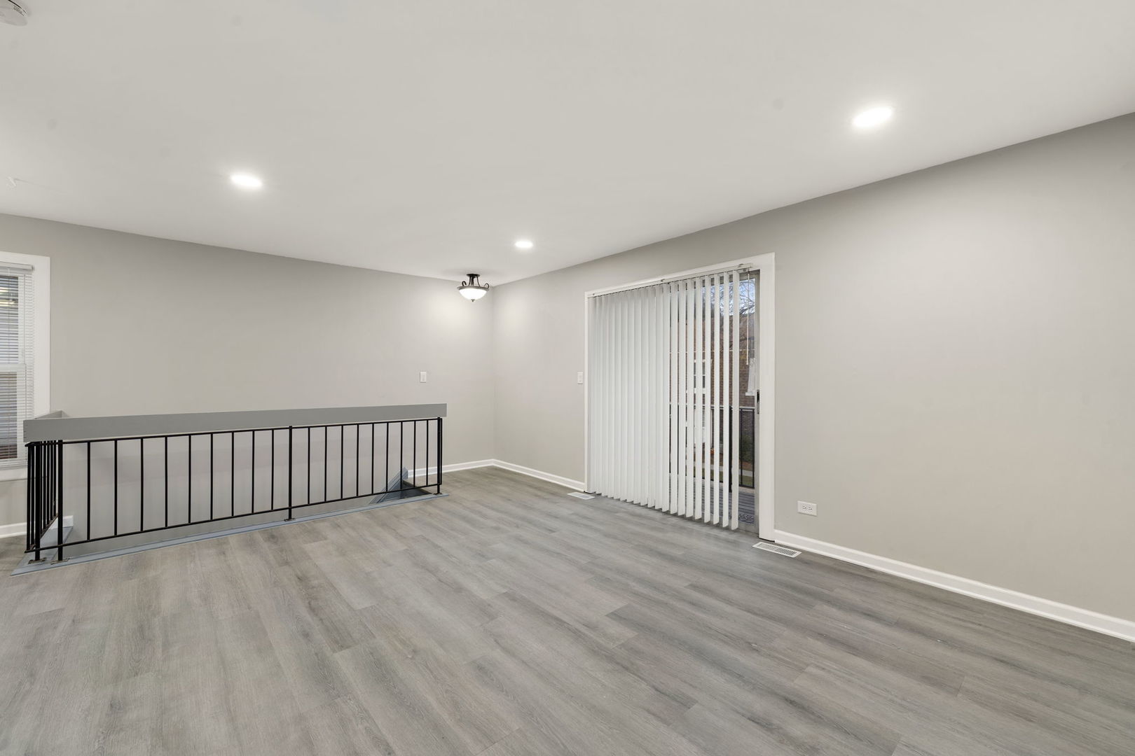 602 Bryn Mawr Court #602, Schaumburg, IL 60194