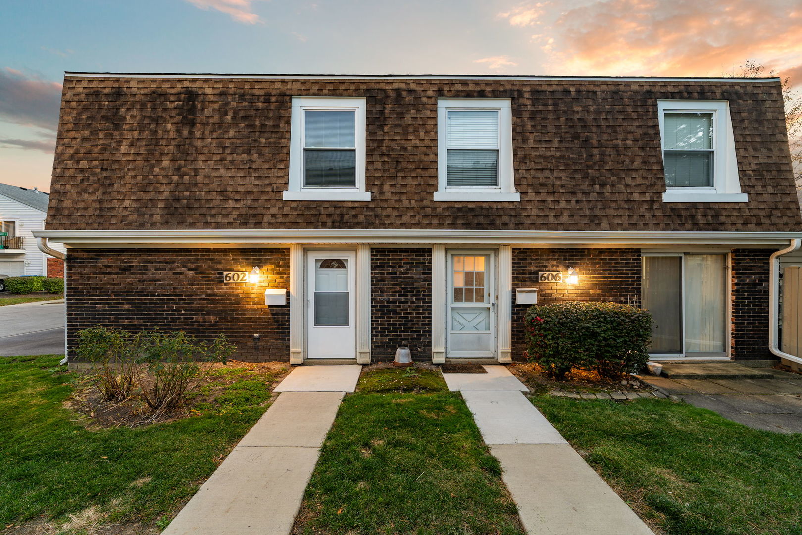 602 Bryn Mawr Court #602, Schaumburg, IL 60194